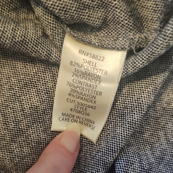 NWT MAX STUDIO Houndstooth Funnel Neck Long Sleeved Top 3 Sizes - Picture 12 of 16